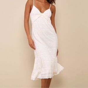 Lulus Soft Sunshine Ivory Lace Twist-front Sleevelesss Midi Dress White - Size M